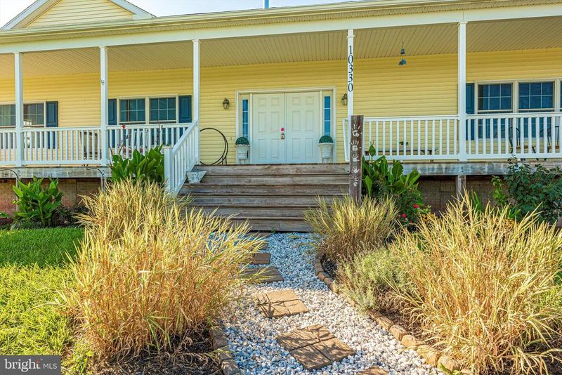 10330 Oak Hill Rd, Keymar, MD 21757