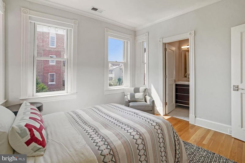 3348 Prospect St NW #5, Washington, DC 20007