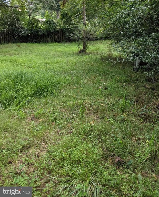 17513 Batestown Rd, Dumfries, VA 22025