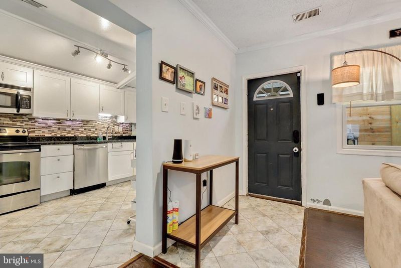 317 4th Ave, Quantico, VA 22134