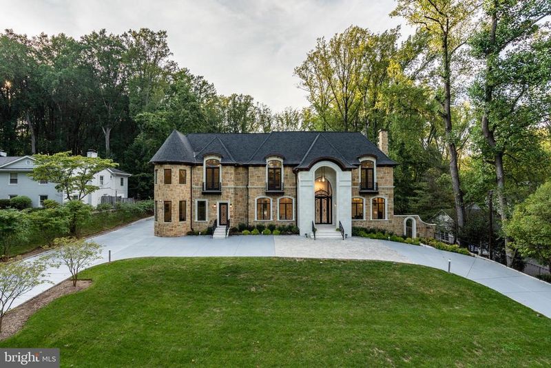 1048 Rector Ln, Mclean, VA 22102