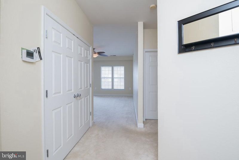 42435 Hollyhock Ter #303, Ashburn, VA 20148
