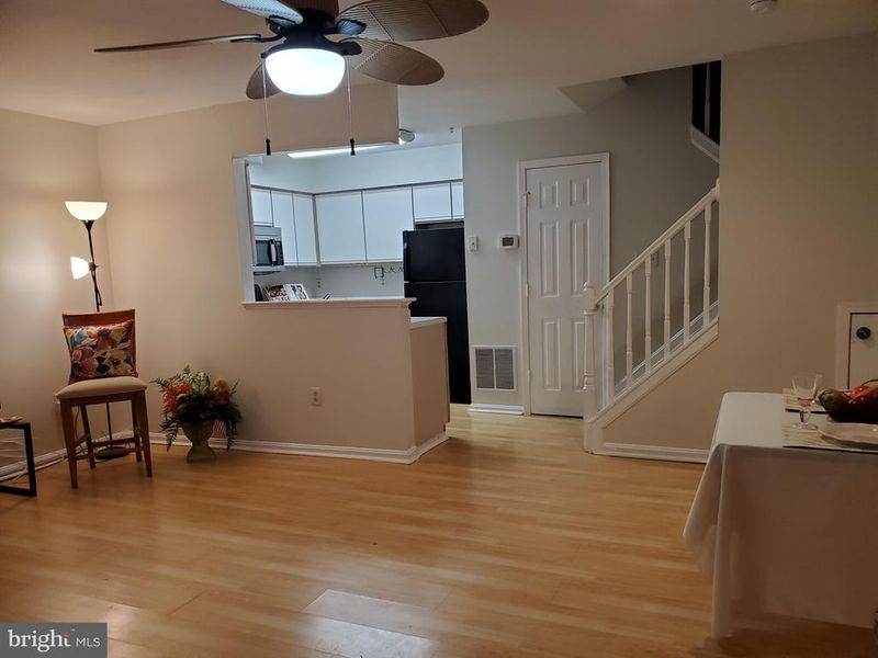 6422 Bayberry Ct #8, Elkridge, MD 21075