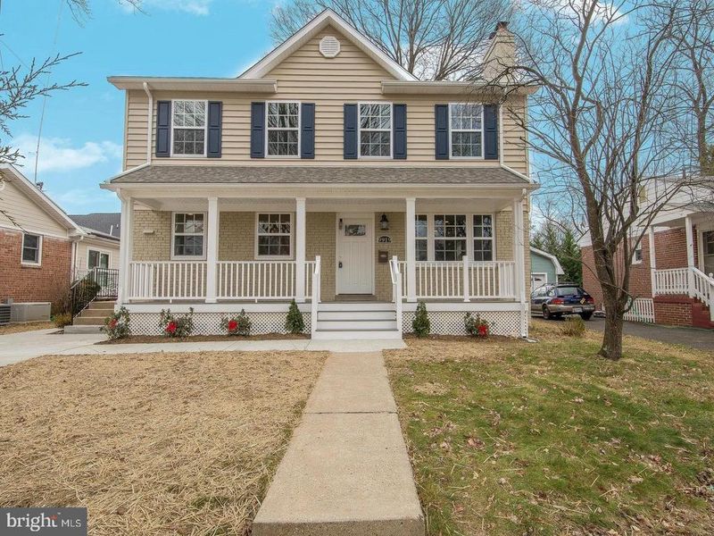 9919 Mayfield Dr, Bethesda, MD 20817