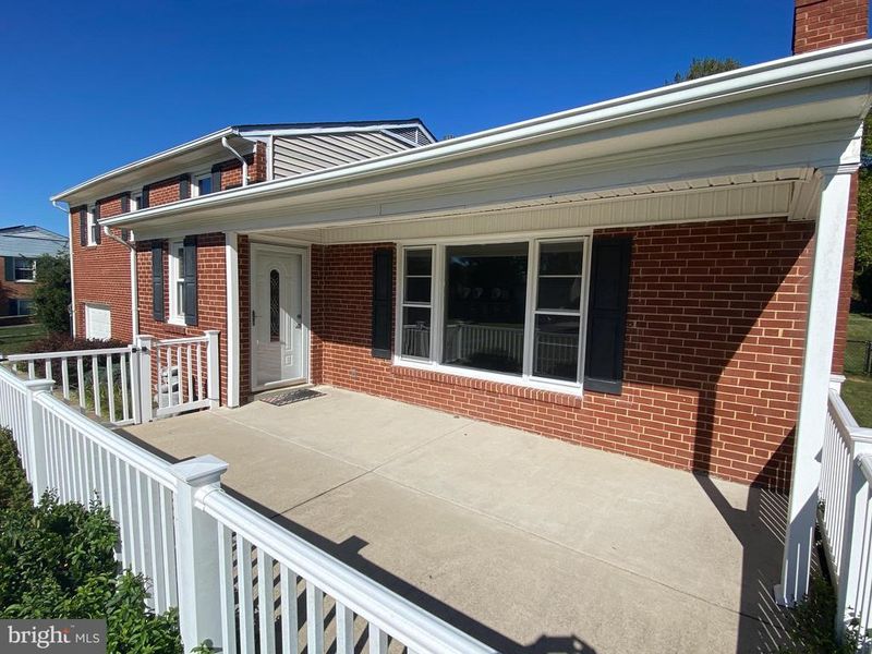 314 Valley Brook Dr, Silver Spring, MD 20904