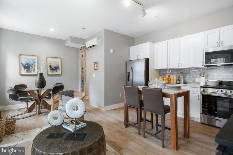 459 Massachusetts Ave NW #14, Washington, DC 20001