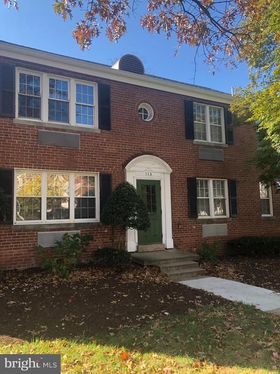 113 E Glebe Rd #C, Alexandria, VA 22305