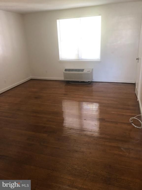 113 E Glebe Rd #C, Alexandria, VA 22305