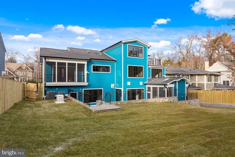 5405 Wehawken Rd, Bethesda, MD 20816