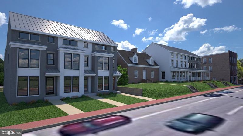 226 W South St, Frederick, MD 21701