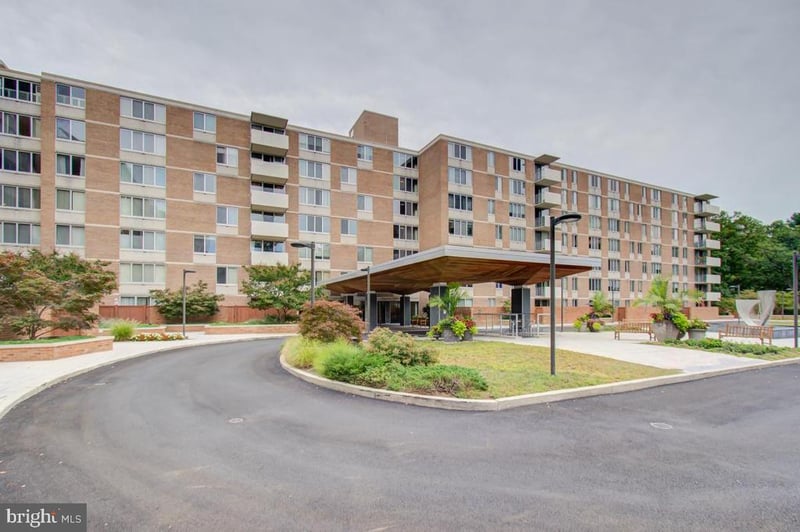 2939 Van Ness St NW #737, Washington, DC 20008