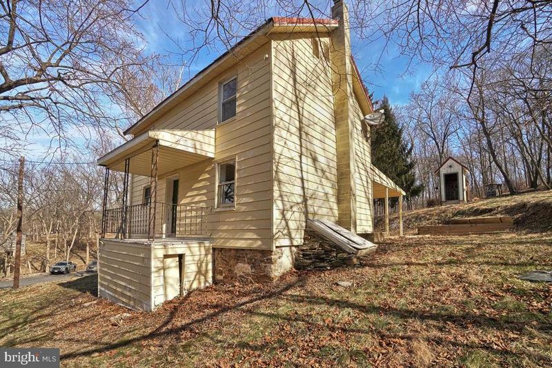 3107 Flint Hill Rd, Adamstown, MD 21710