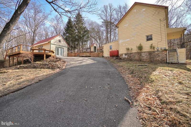 3107 Flint Hill Rd, Adamstown, MD 21710