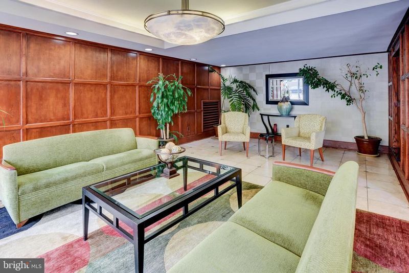 922 24th St NW #206, Washington, DC 20037