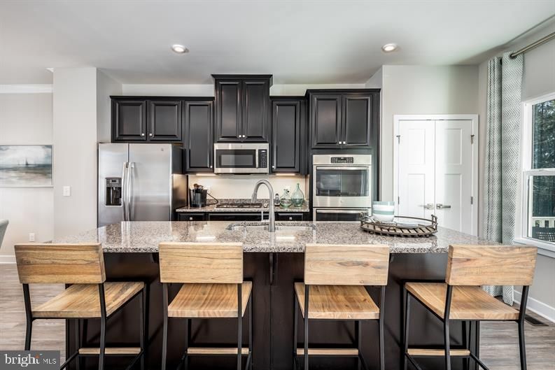 183 Bethlehem Pl, Brooklyn Park, MD 21225