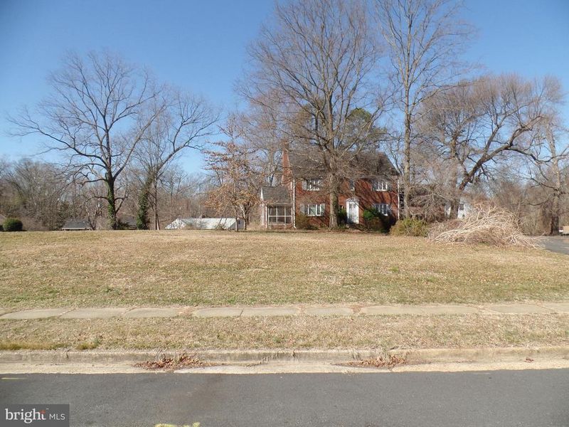 1712 Dalewood, Mclean, VA 22101