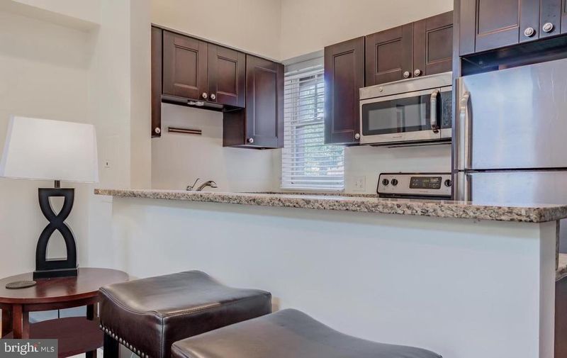 1133 D St NE #1A, Washington, DC 20002