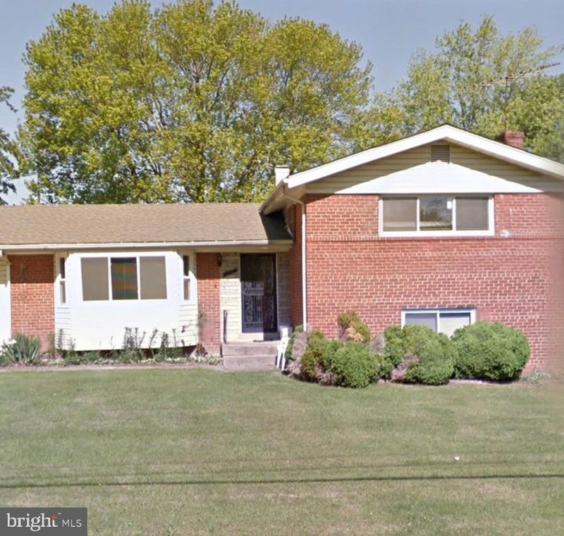 912 Tracy Dr, Silver Spring, MD 20904