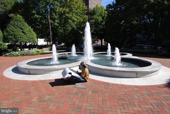 5500 Friendship Blvd #1121N, Chevy Chase, MD 20815