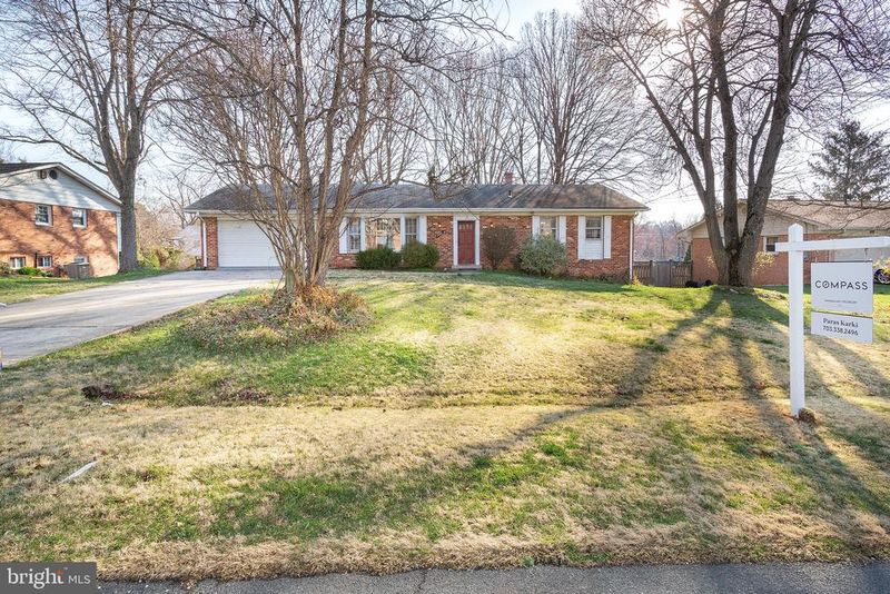 14601 Cobblestone Dr, Silver Spring, MD 20905