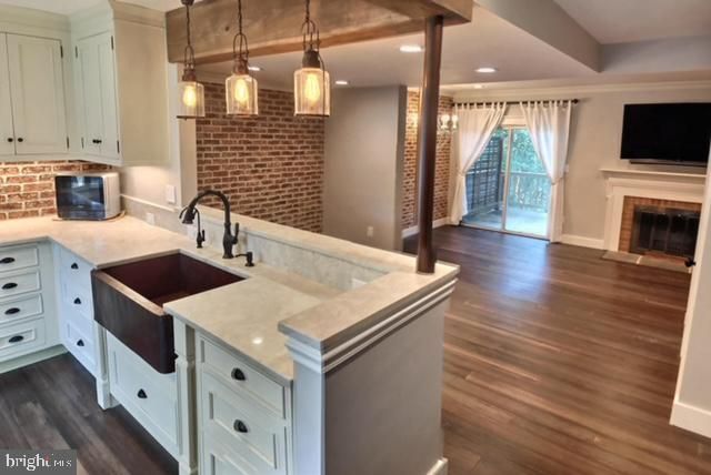 1759 Redgate Farms Ct, Rockville, MD 20850