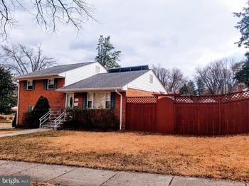 4900 Stickley Rd, Rockville, MD 20852