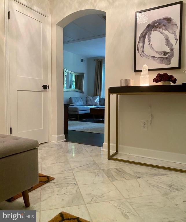 1800 Key Blvd #9493, Arlington, VA 22201