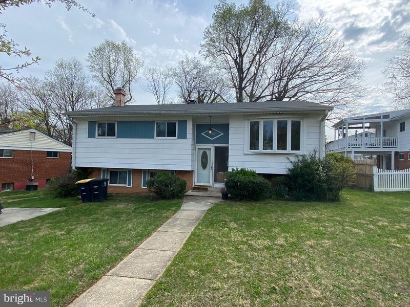 5403 Marlene Dr, Lanham, MD 20706