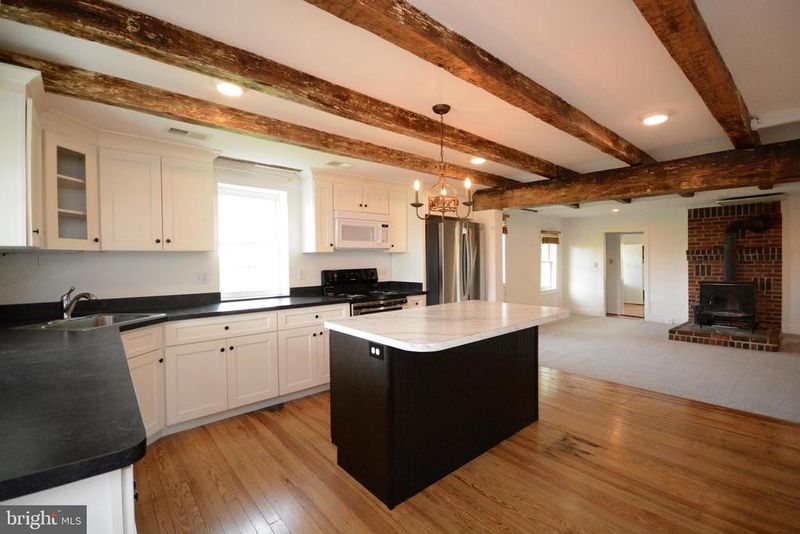 12108 Auburn Rd, Thurmont, MD 21788