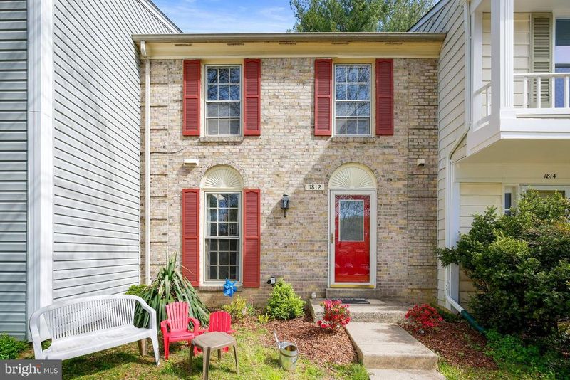 1812 Tufa Ter, Silver Spring, MD 20904
