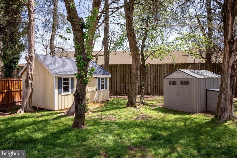 8558 Yoder St, Manassas, VA 20110