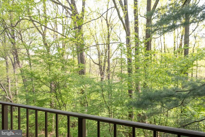 1554 Northgate Sq #22A, Reston, VA 20190