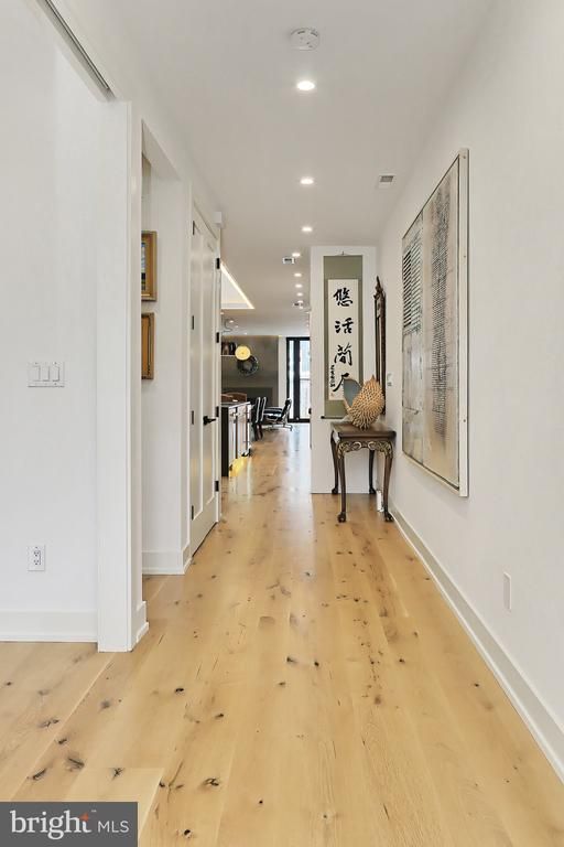 816 8th St NE, Washington, DC 20002