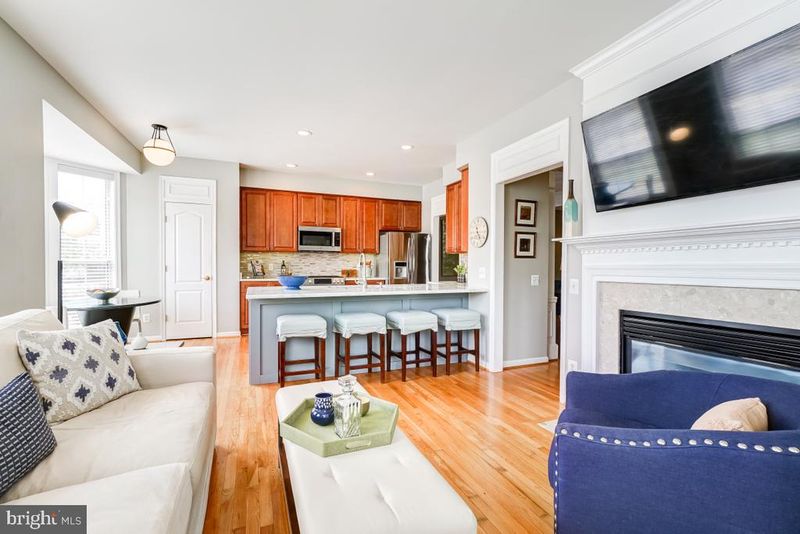 20875 Trinity Sq, Potomac Falls, VA 20165