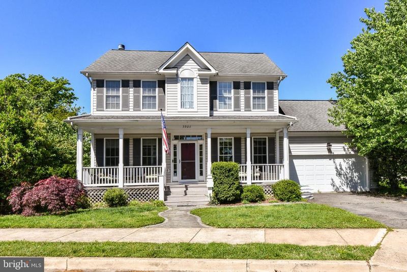5921 3rd St S, Arlington, VA 22204