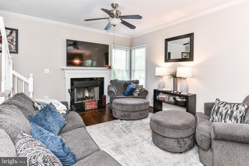 5921 3rd St S, Arlington, VA 22204