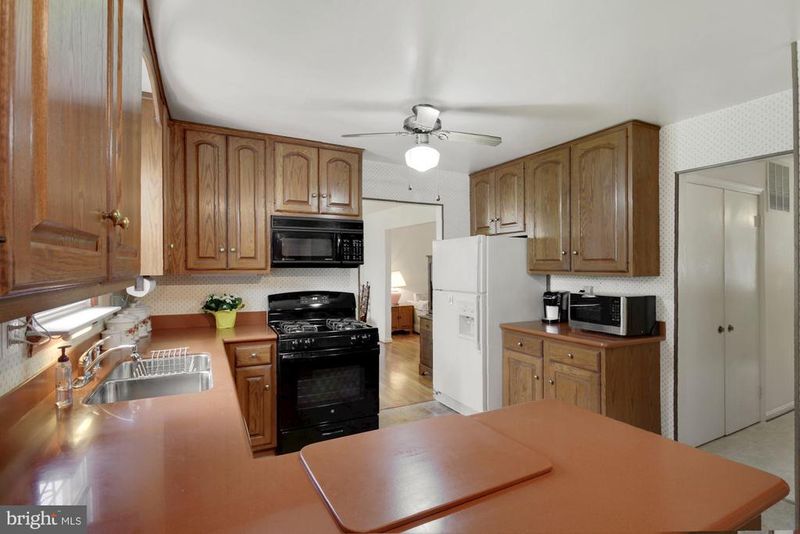 14305 Ansted Rd, Silver Spring, MD 20905