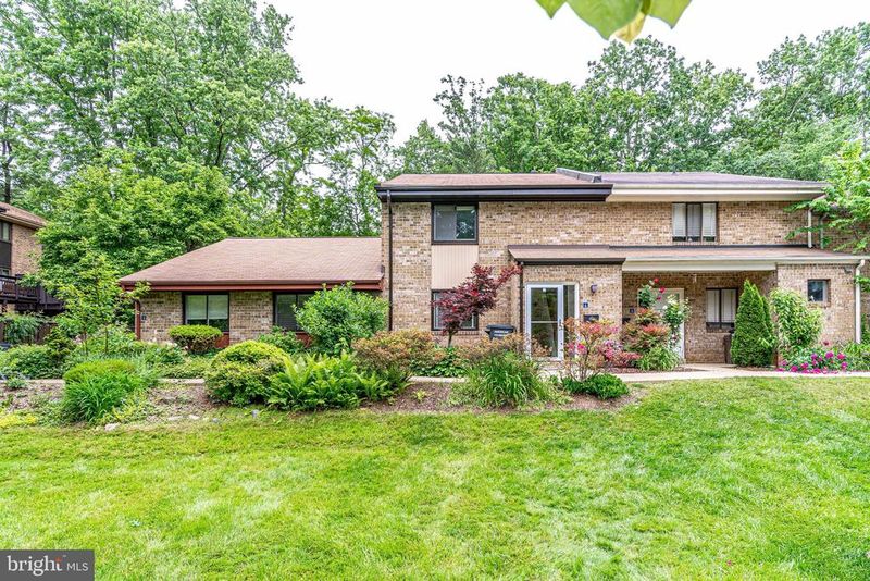 11016 Saffold Way, Reston, VA 20190