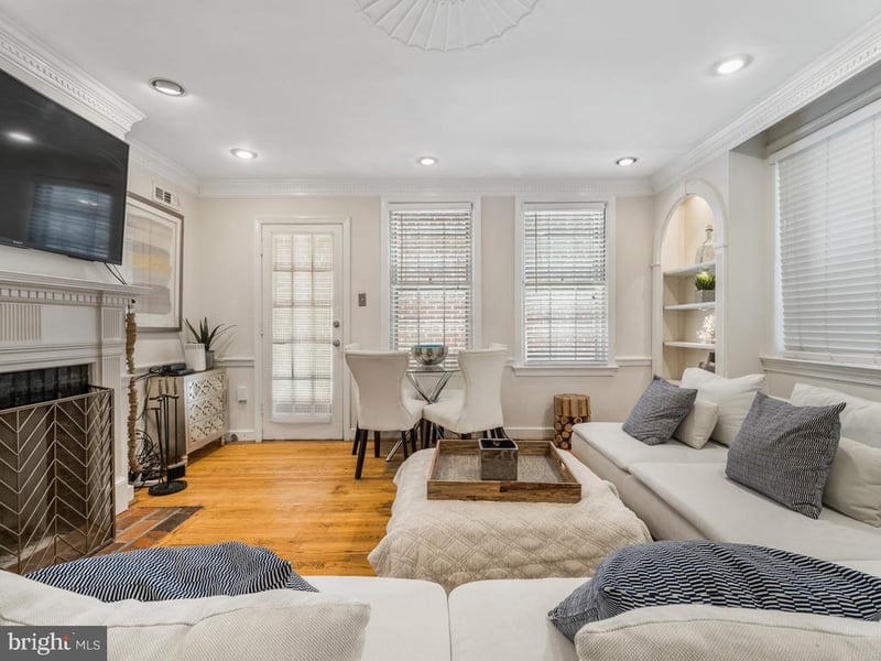 3424 O St NW, Washington, DC 20007