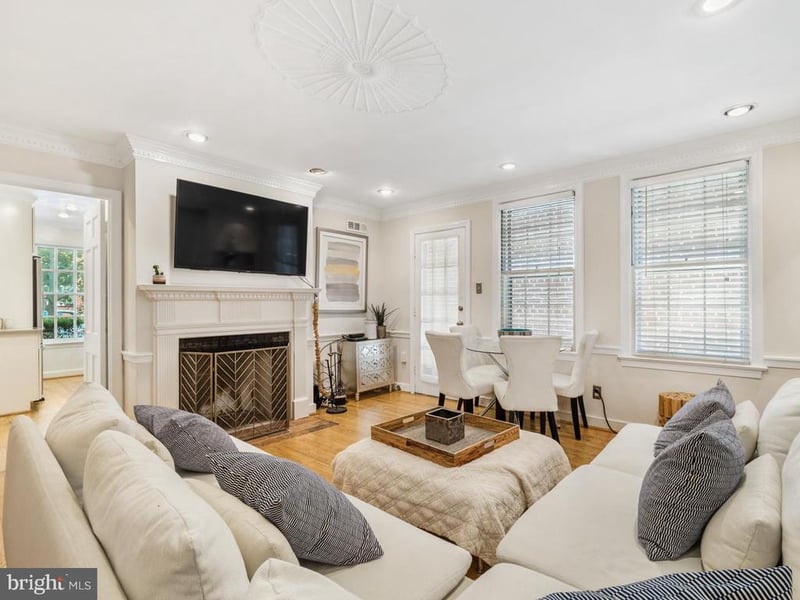 3424 O St NW, Washington, DC 20007