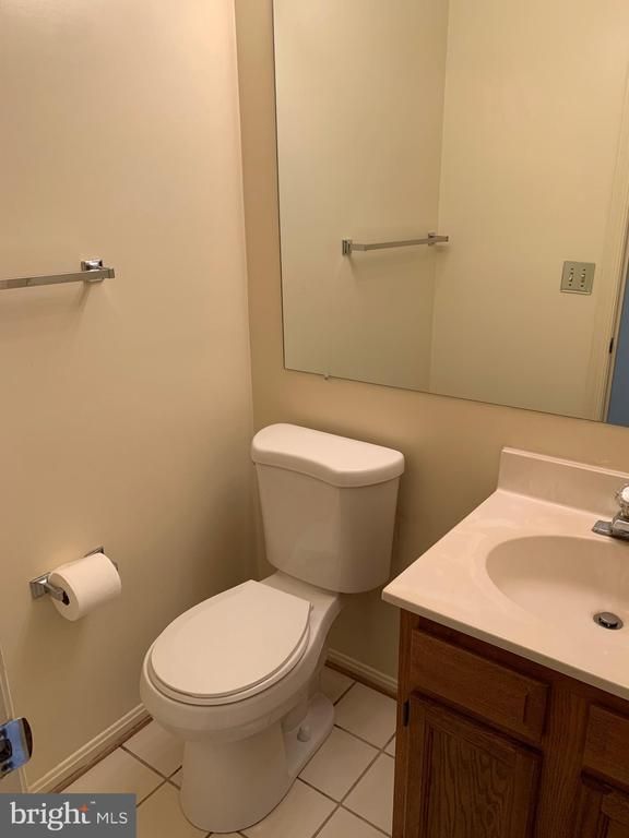 2709 Deer Ridge Dr, Silver Spring, MD 20904