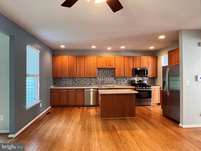 11821 Medway Church Loop, Manassas, VA 20109