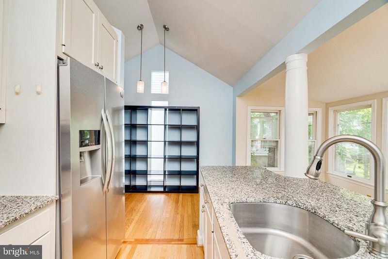 3520 14th St N, Arlington, VA 22201