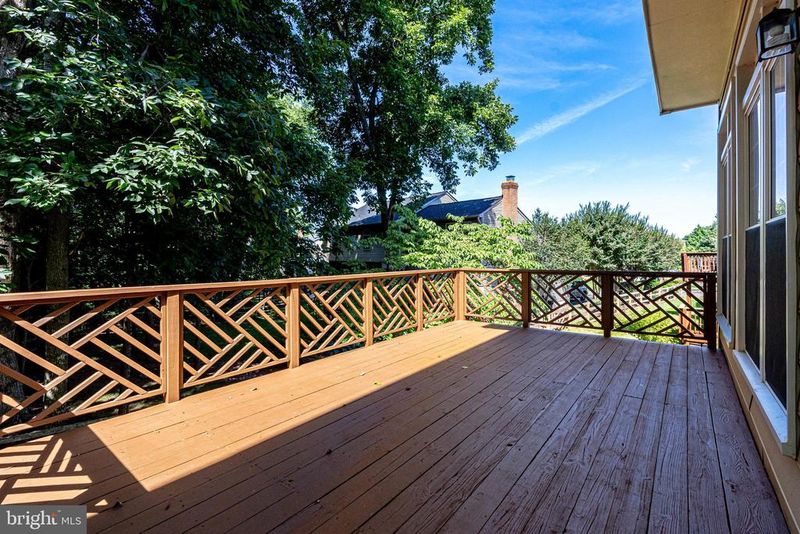 20659 Cutwater Pl, Potomac Falls, VA 20165