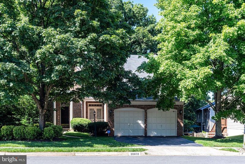 20659 Cutwater Pl, Potomac Falls, VA 20165