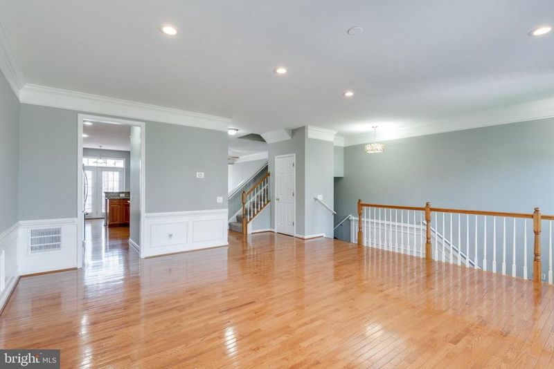 43831 Chadwick Ter, Ashburn, VA 20148