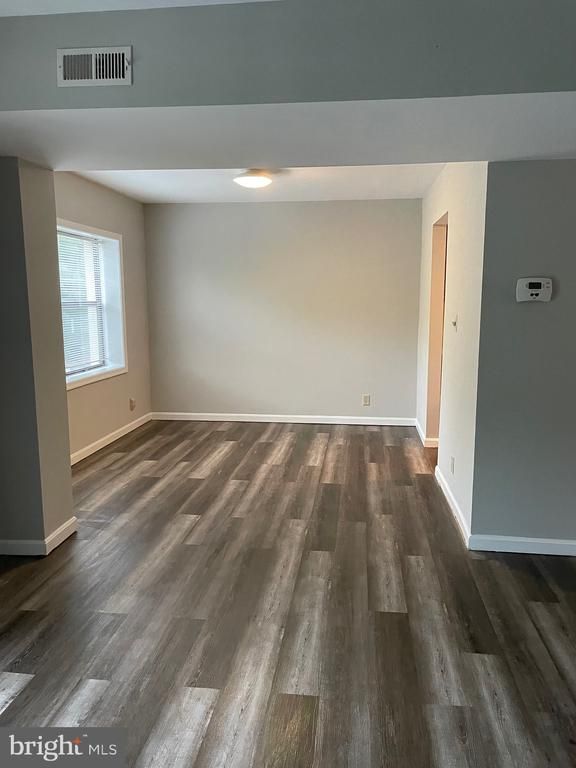 102 Buckingham Ln #301, Stafford, VA 22556