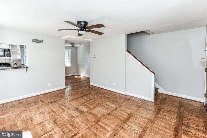 3208 9th St S, Arlington, VA 22204