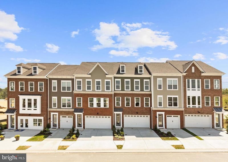 42939 Running Creek Sq, Leesburg, VA 20175