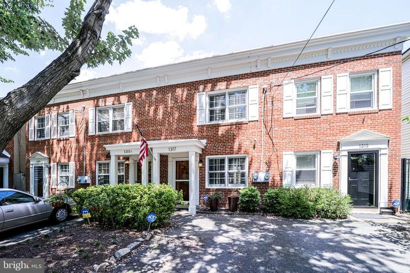 1317 Queen St, Alexandria, VA 22314